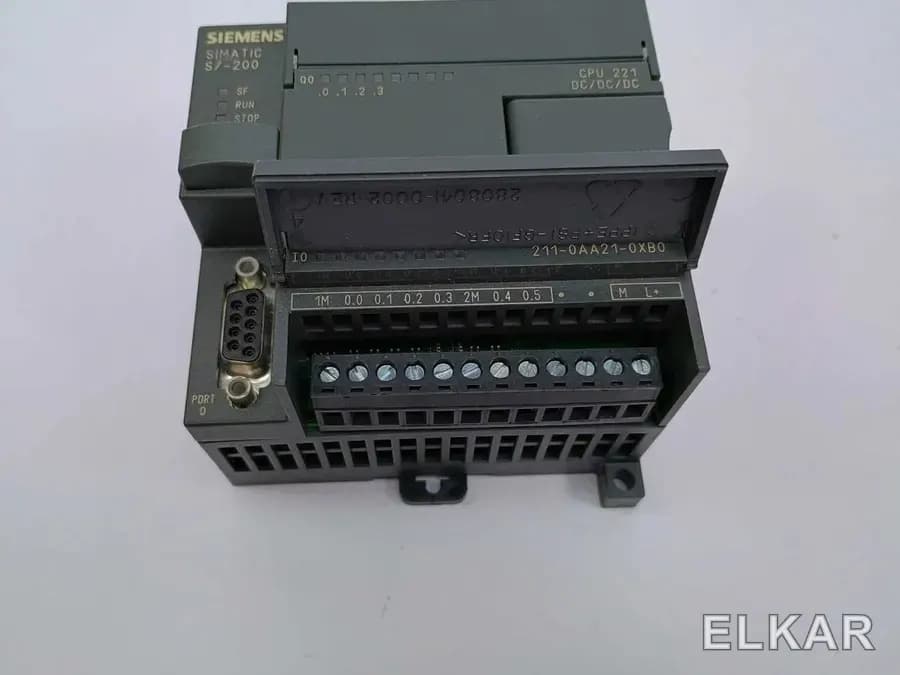 SIEMENS 6ES7211-0AA21-0XB0